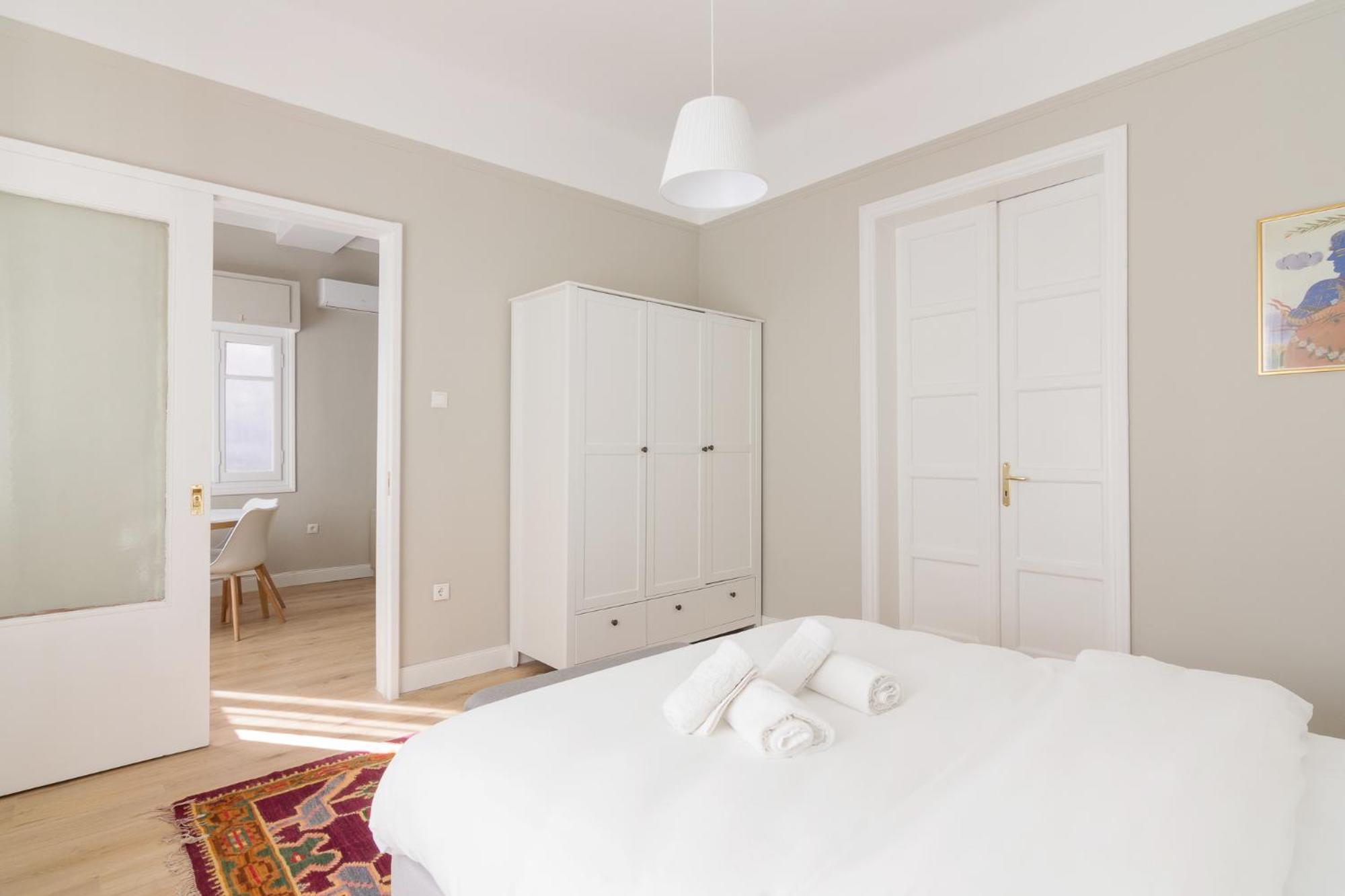 Great House W/ Private Parking Apartment Athena Bagian luar foto