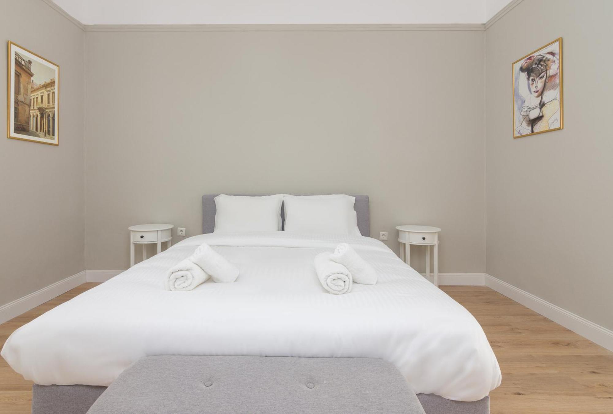 Great House W/ Private Parking Apartment Athena Bagian luar foto